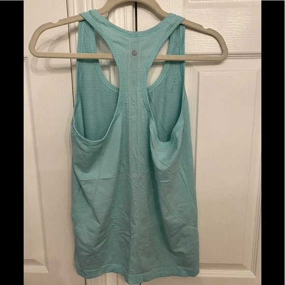 LULULEMON Run Swiftly Tech Racerback in Mint Sz 10 - Picture 3 of 5